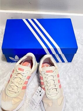 adidas Country XLG J Unisex Kids Athletic Shoes Beige Pink White Size 5 Stripes